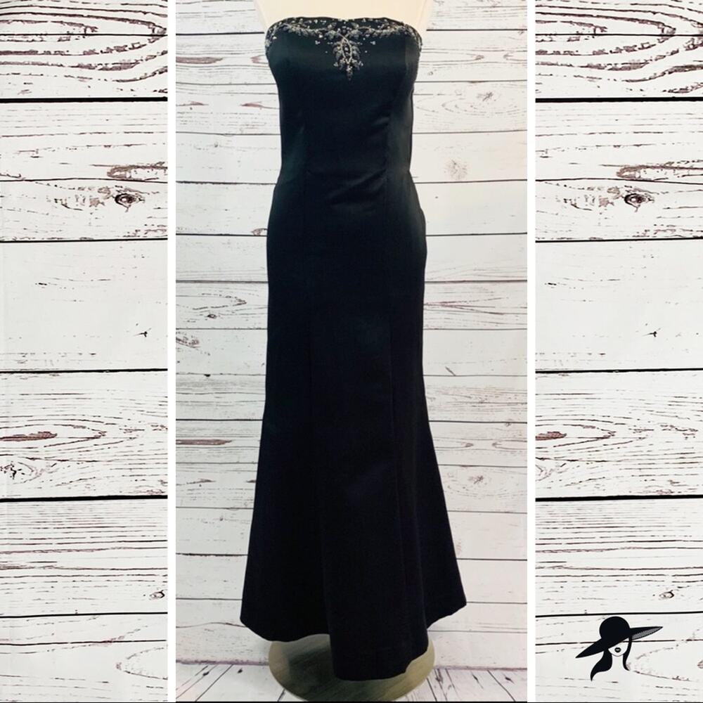 Studio 17 Black Mermaid Style Dress Beaded